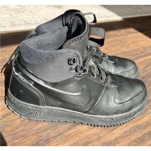 Nike SFB Field 2 8” Tactical Boots Black Men’s 8 | Military Combat Work Boot